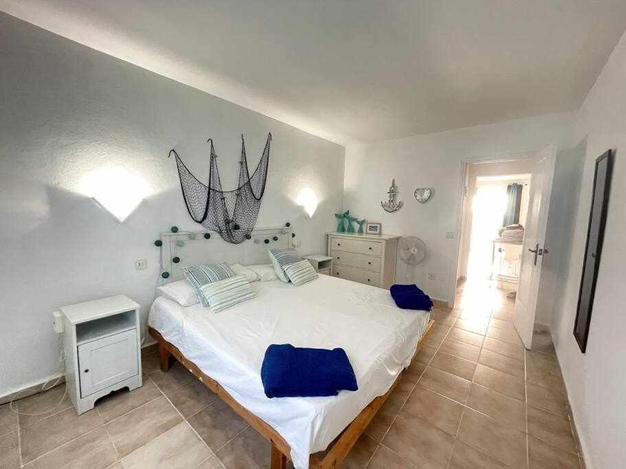 Brut Apartamento Con Piscina Cala'N Blanes  Eksteriør bilde